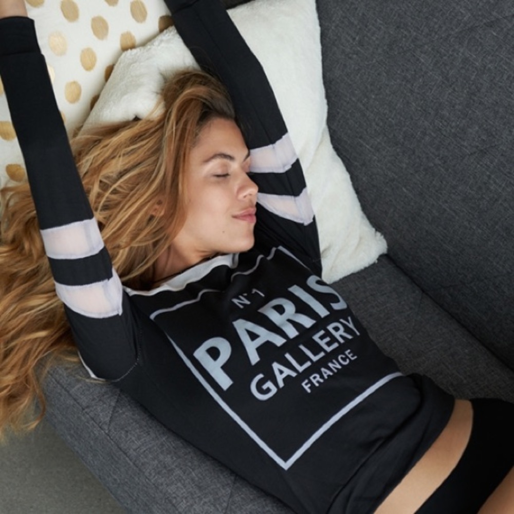 Black & white sheer”Paris”graphic long sleeve top